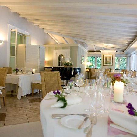 Hotel Restaurant Villa Fayence Wallerfangen Exterior photo