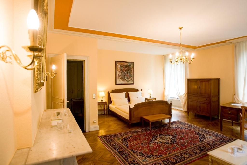 Hotel Restaurant Villa Fayence Wallerfangen Room photo